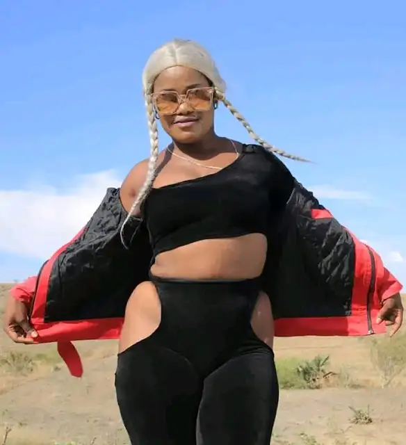 Kudurista Pleca Bernice diz que cheiro da liamba causa-lhe excitação "Aquele cheiro é pânico na floresta"