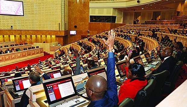 Lei Geral do Trabalho: Ultrapassado prazo para promulgação do diploma pelo Presidente - Líderes sindicais vão questionar Parlamento sobre "silêncio" do PR
