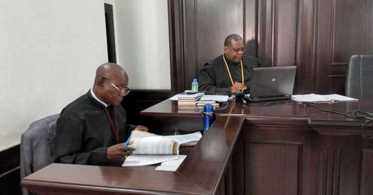 Tribunal repete audiência de julgamento