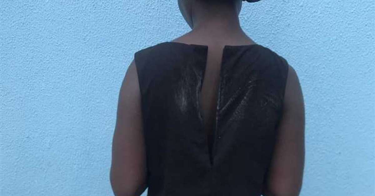 Uma jovem de 22 anos abandonou a sua filha de cinco meses