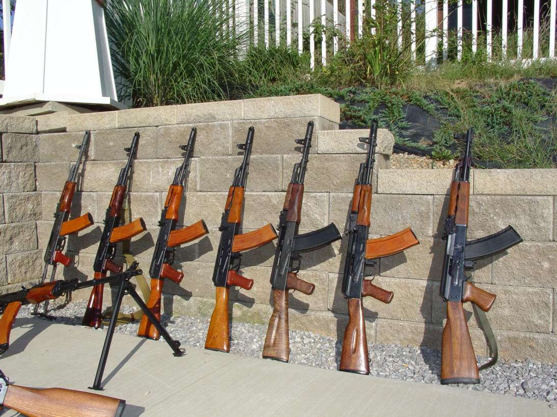 Compra de arma em Angola
