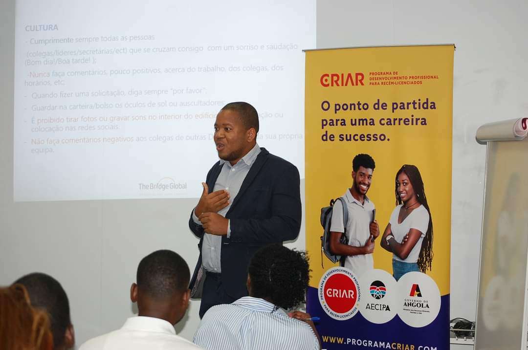 A busca pelo primeiro emprego