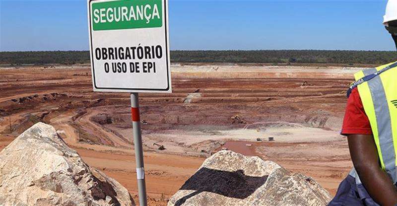 Leis pouco transparentes podem comprometer adesão de Angola à ITIE