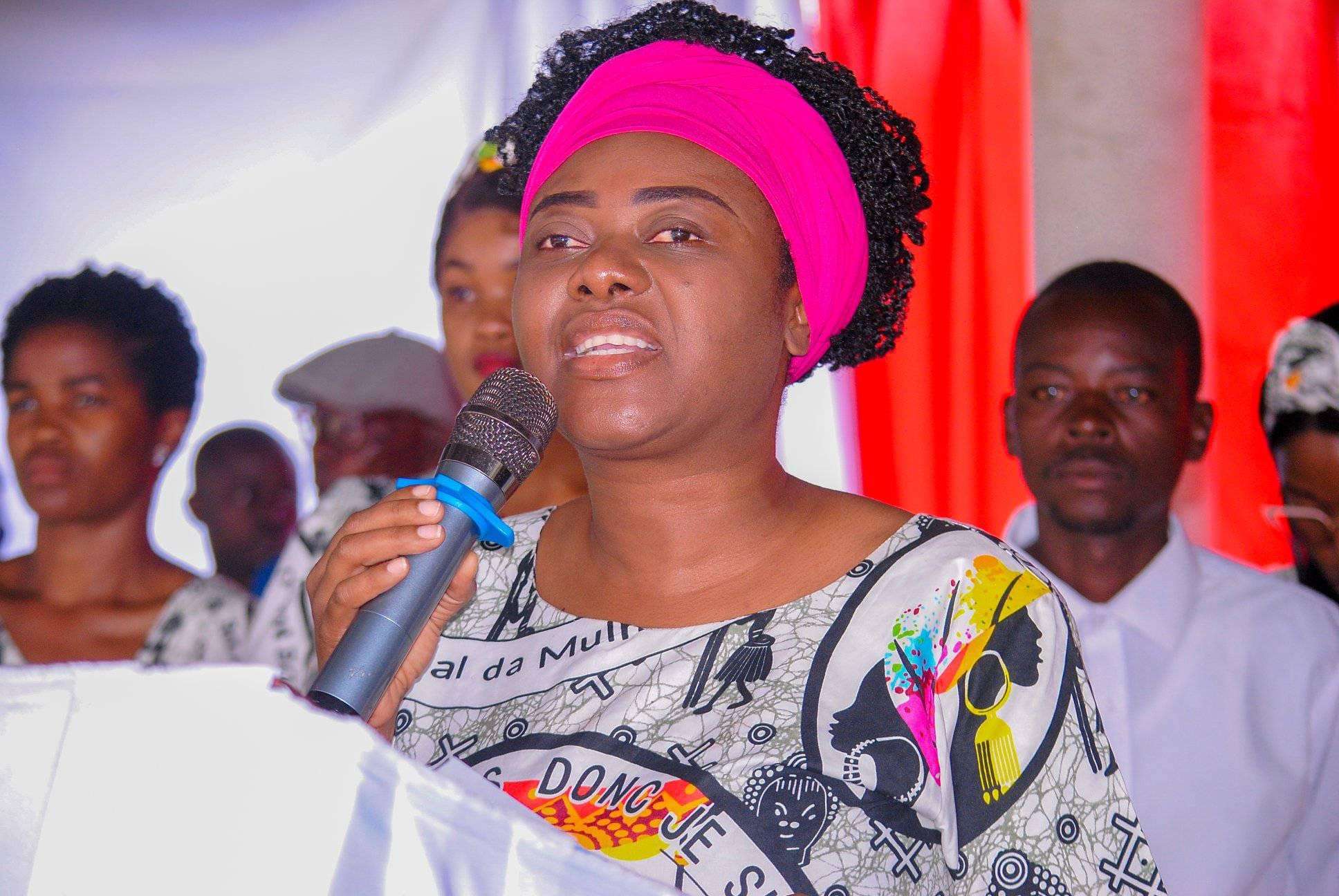 Administradora de Camanongue, na província do Moxico, obriga igrejas a fecharem no domingo para receberem Ernesto Muangala