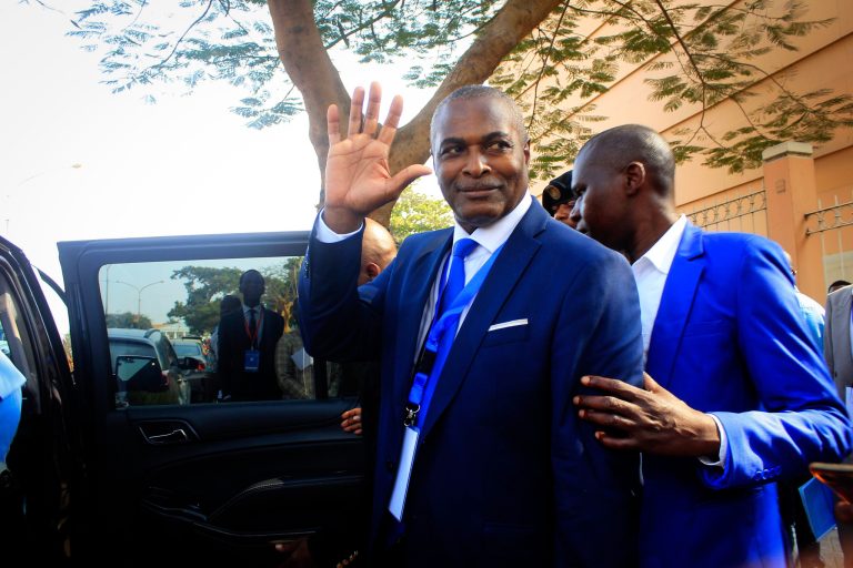 Força Angola: Abel Chivukuvuku persiste no sonho de governar o país