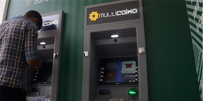 Levantamento sem cartão já vale 17% dos movimentos da rede multicaixa