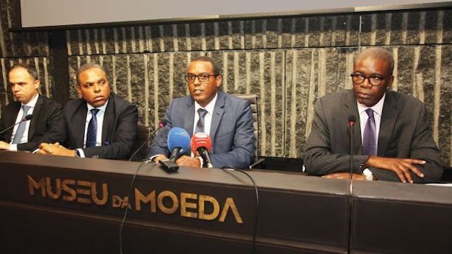 BNA colocou 200 milhões de dólares no mercado