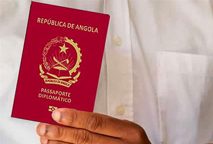 PR quer dar passaporte diplomático a magistrados jubilados, ex-deputados e antigos auxiliares da Presidência