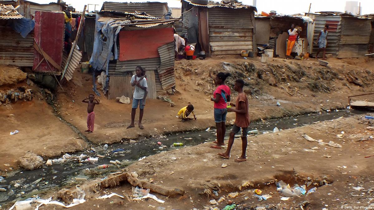 MEA denuncia abandono de crianças em idade escolar pelo Estado angolano