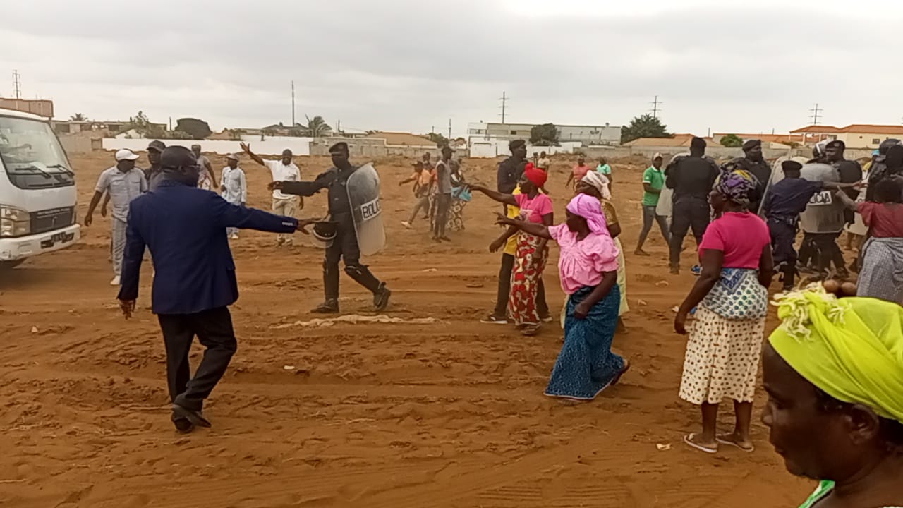 Reunião no Comando Provincial de Luanda discute detenção de oficial militar em caso de disputas de terras