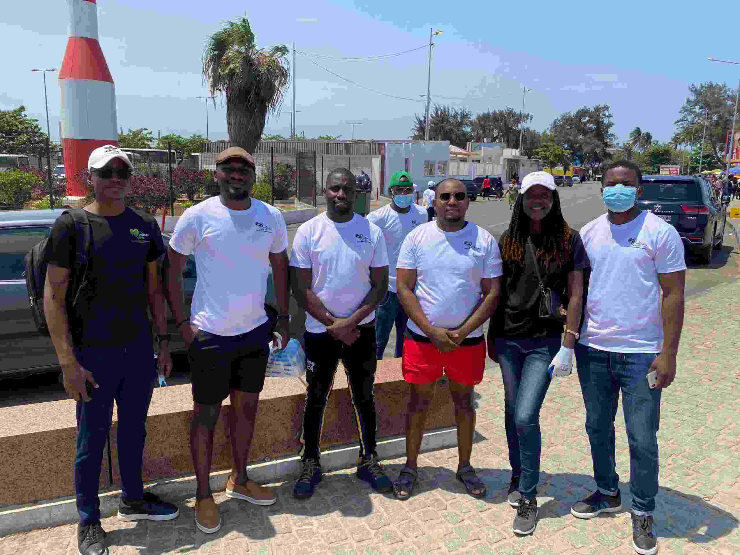 Campanha de Limpeza em Luanda marca o Dia Internacional contra as alterações climáticas