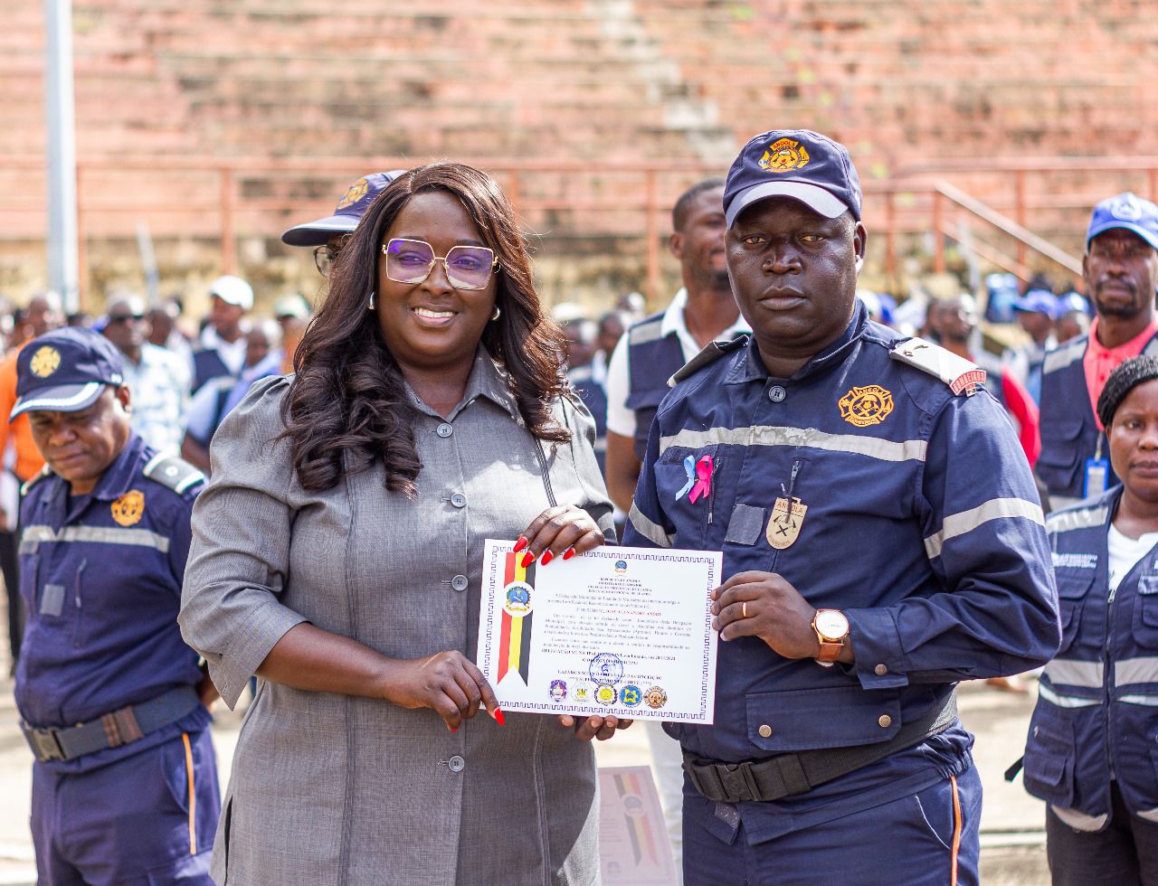 Administração Municipal de Luanda distingue efectivos do Comando Municipal da Polícia e Agentes da Fiscalização