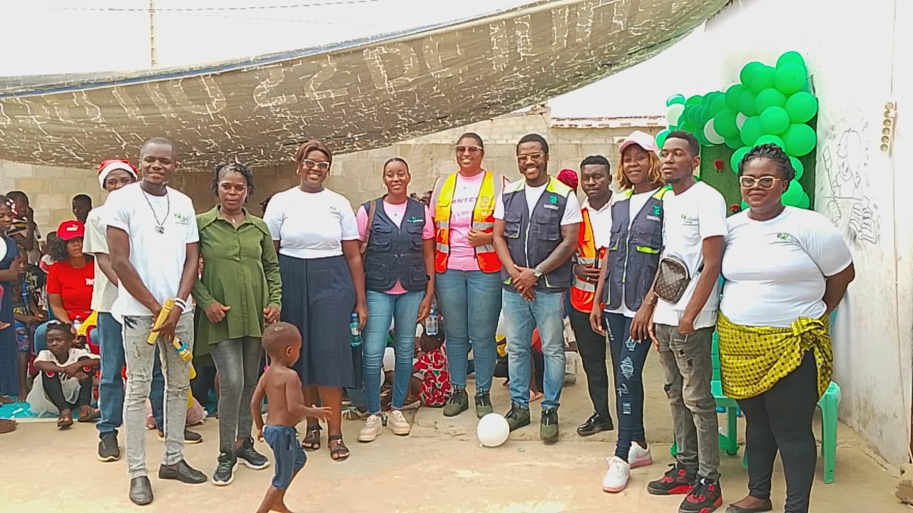 Minuto Verde – Quercus Angola e Transambiente promovem Natal Solidário Ecológico em Luanda