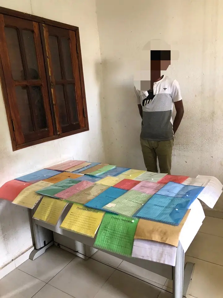 Cidadão detido em Cabinda por burla ao se passar por funcionário do Governo Provincial