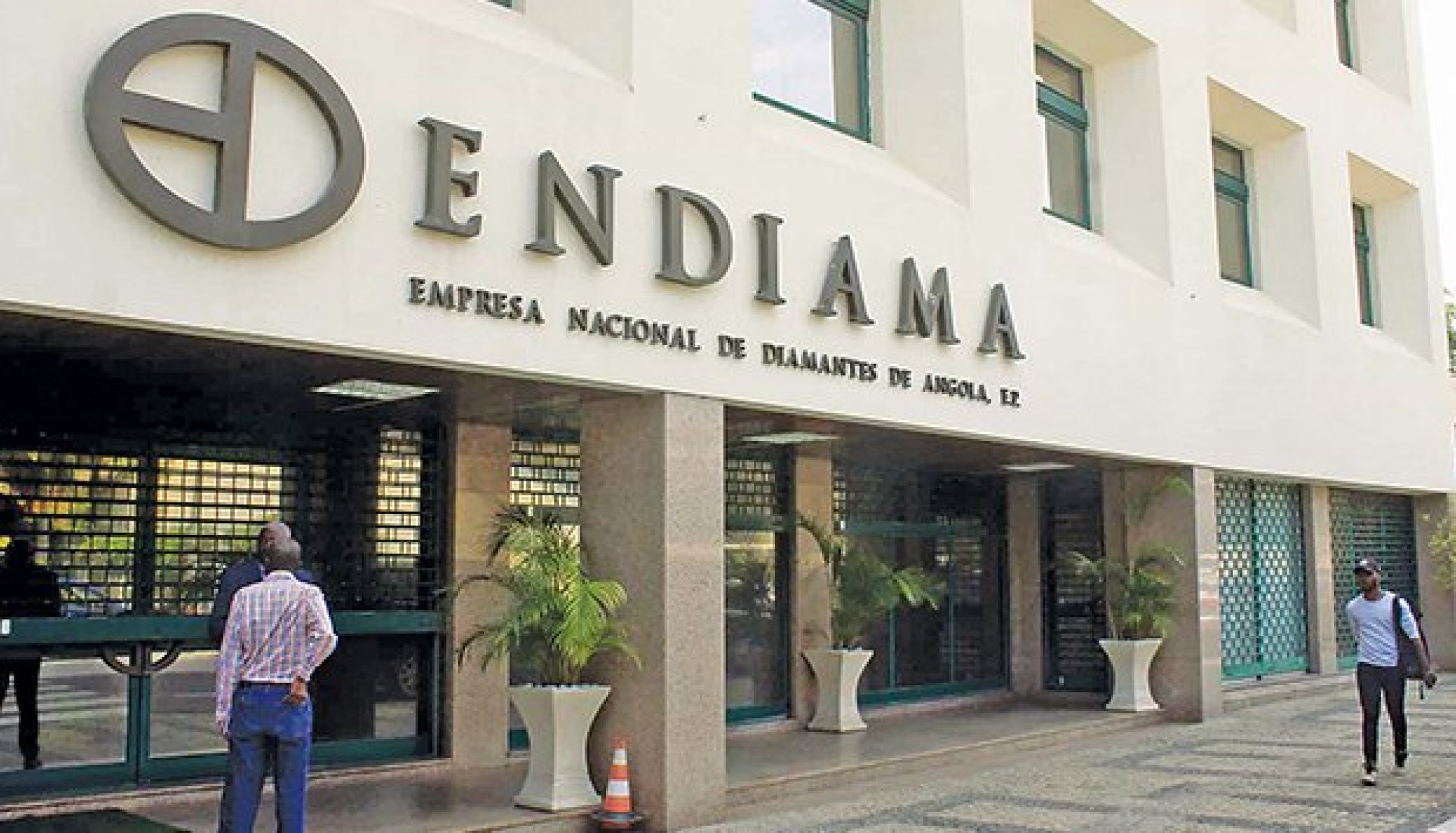 ENDIAMA regista maior produção de diamantes, mas vendas caem em 2024