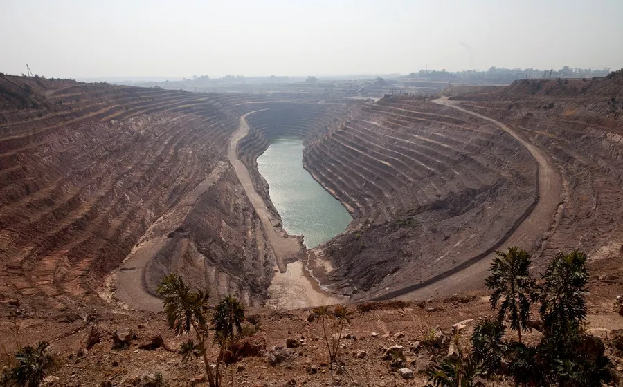 Mitrelli e Hydro-Link levam energia de Angola para o Congo