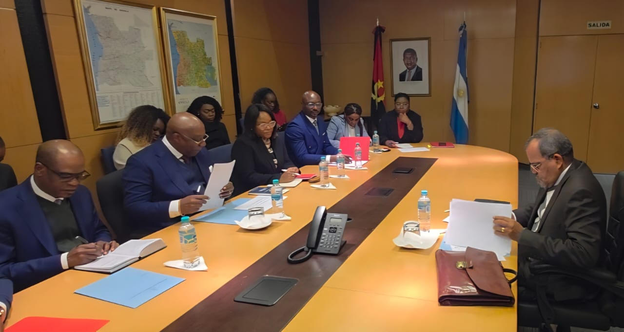 Secretário de Estado reforça gestão nas missões diplomáticas durante visita à Argentina