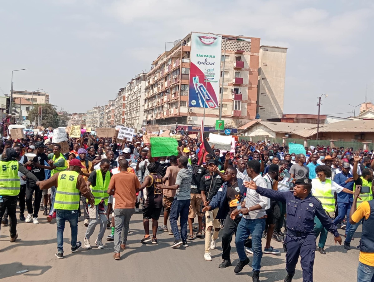 Sociedade civil marca nova manifestação para o dia 26, depois de PIR ter reprimido a de sábado