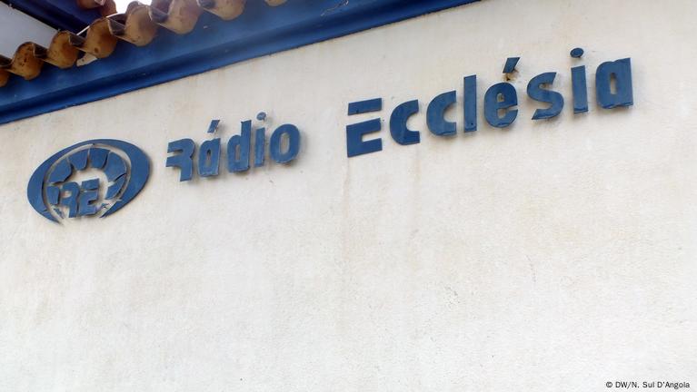 A rádio apela à sociedade e aos fiéis para garantir a continuidade da difusão da fé e valores cristãos nas comunidades.