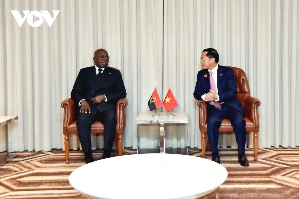 Presidente do Vietname defende reforço da parceria estratégica com Angola no Parlamento Nacional
