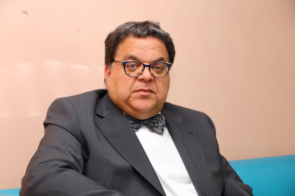 Empresário Carlos São Vicente internado em estado crítico na Clínica Girassol.