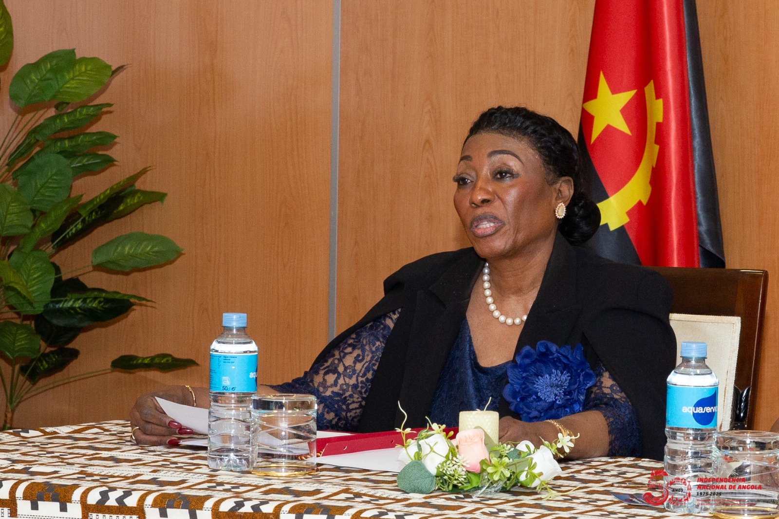 Embaixadora Balbina da Silva durante encontro com empresários angolanos em Espanha.