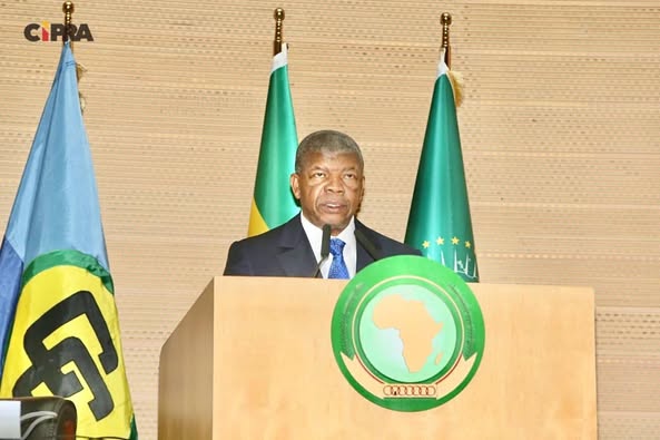 João Lourenço encerra 2ª Cimeira UA-CARICOM em Adis Abeba.