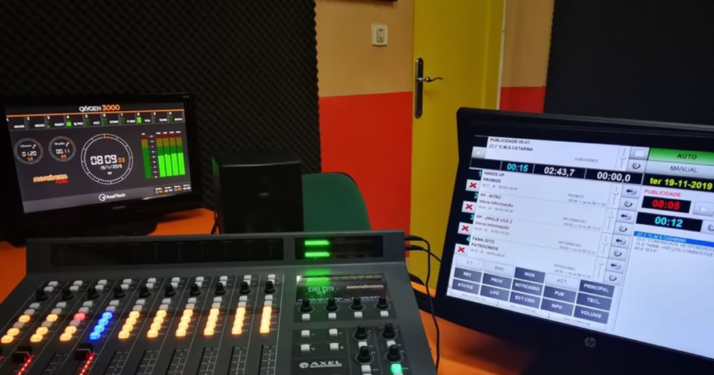 Angola continua sem radios comunitarias 50 anos apos a independencia alerta relatorio da Uyele