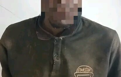 Homem de 31 anos detido no Bié por amputar as mãos da esposa com recurso a uma catana.