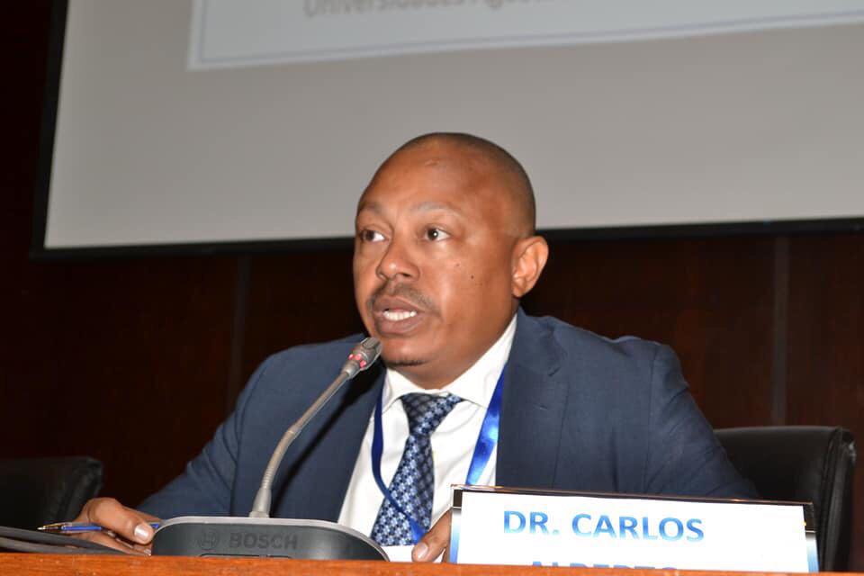 Ex-Oficial de Inteligência e Jornalista - Carlos Alberto