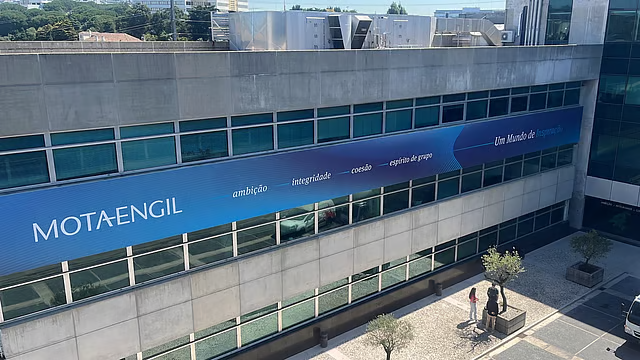 Aeroporto Dr. António Agostinho Neto pronto para modernização sob concessão do consórcio internacional.