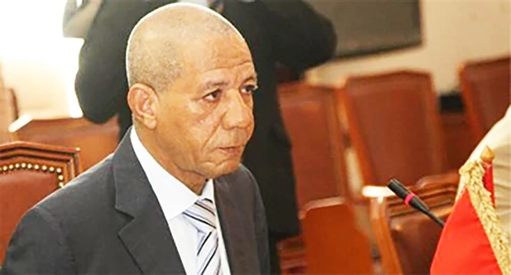 General reformado Manuel Hélder Vieira Dias “Kopelipa” à saída de uma sessão no Tribunal Supremo.