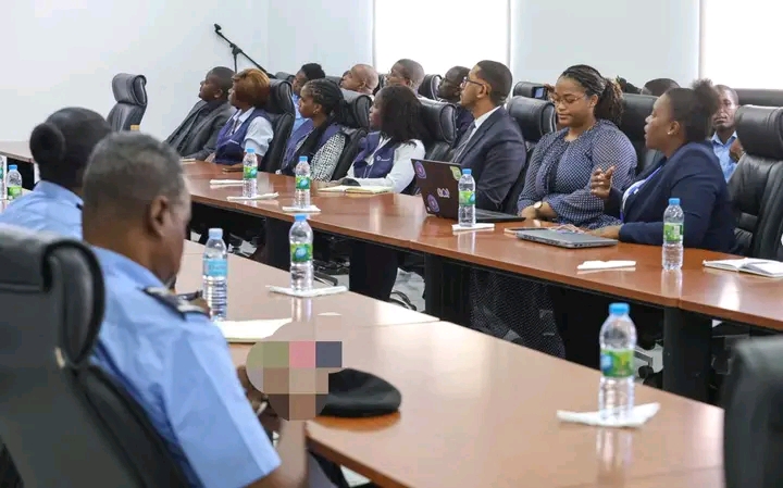 Standard Bank e Polícia Nacional de Angola reforçam parceria institucional para serviços financeiros