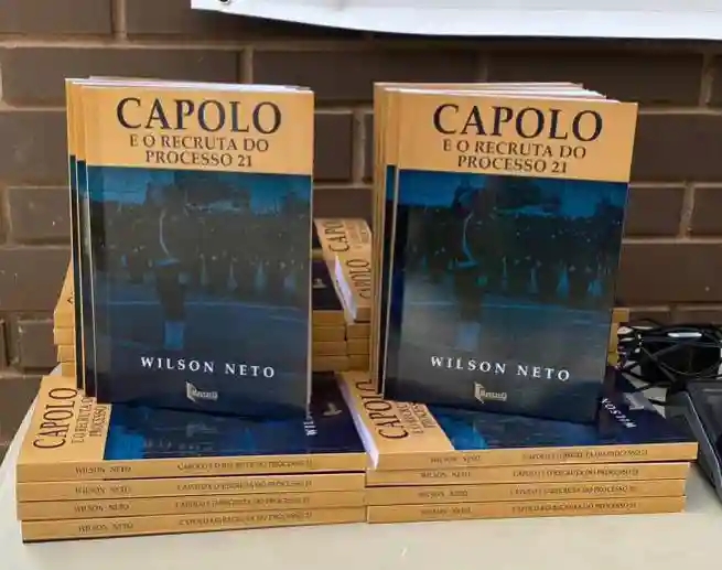 Obra literária “Capolo e o Recruta do Processo 21.º”