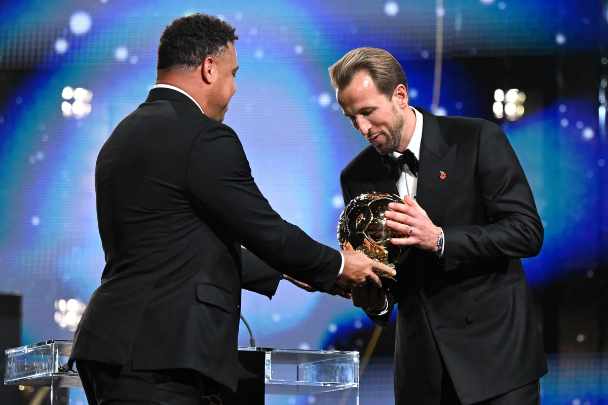 Harry Kane conquista a Bola de Ouro 2026 após época de 73 golos
