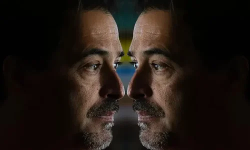 José Eduardo Agualusa vence Prémio Iasnaia Poliana com “Nação Crioula”