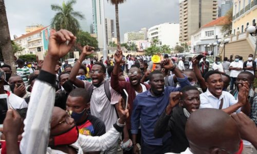 Angola é classificada como autocracia eleitoral no relatório do V-Dem de 2026
