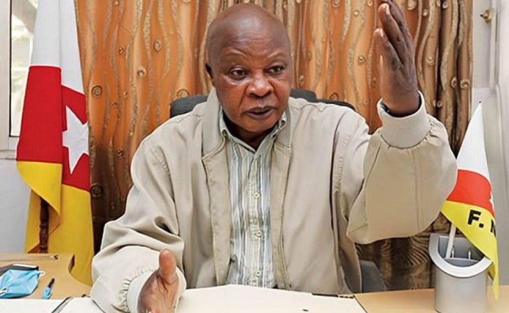 Nimi-a Simbi admite recandidatura à liderança FNLA | Hold On Angola